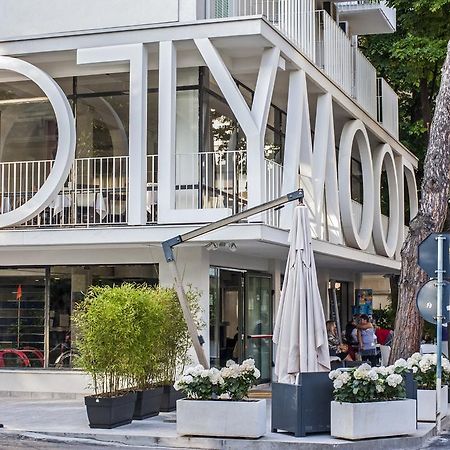 Hotel Hollywood Riccione Exteriör bild