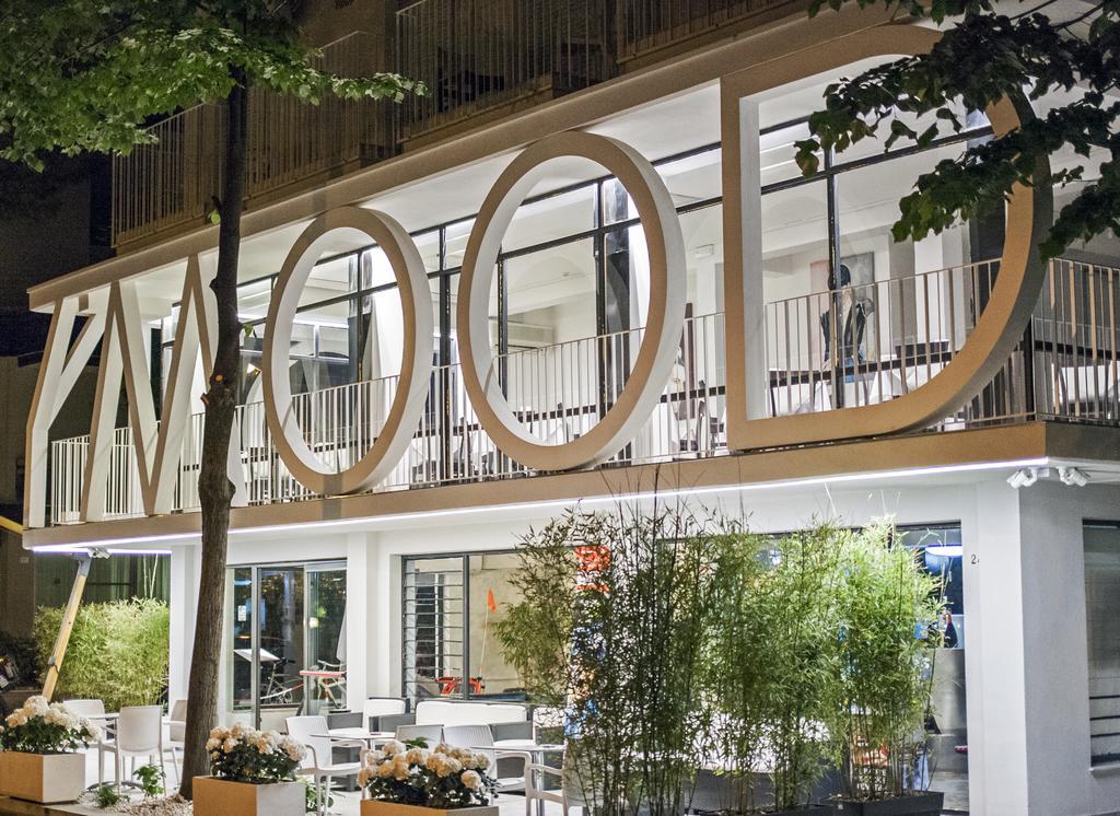 Hotel Hollywood Riccione Exteriör bild